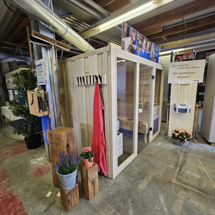 Sauna aus Tanne-Massivholz